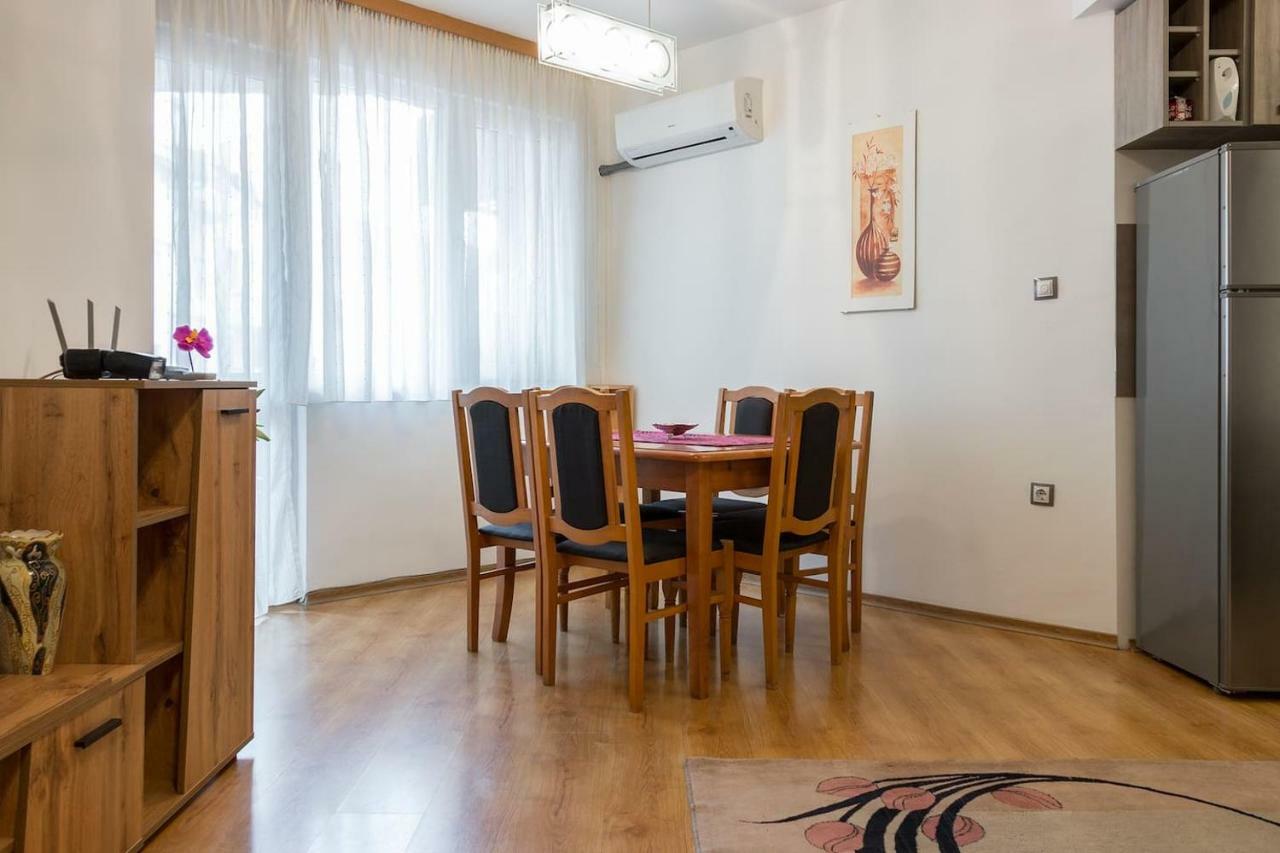 Glorious - 2-Bedroom Apartment Near Youth Hill By Flat Mаnager بلوفديف المظهر الخارجي الصورة